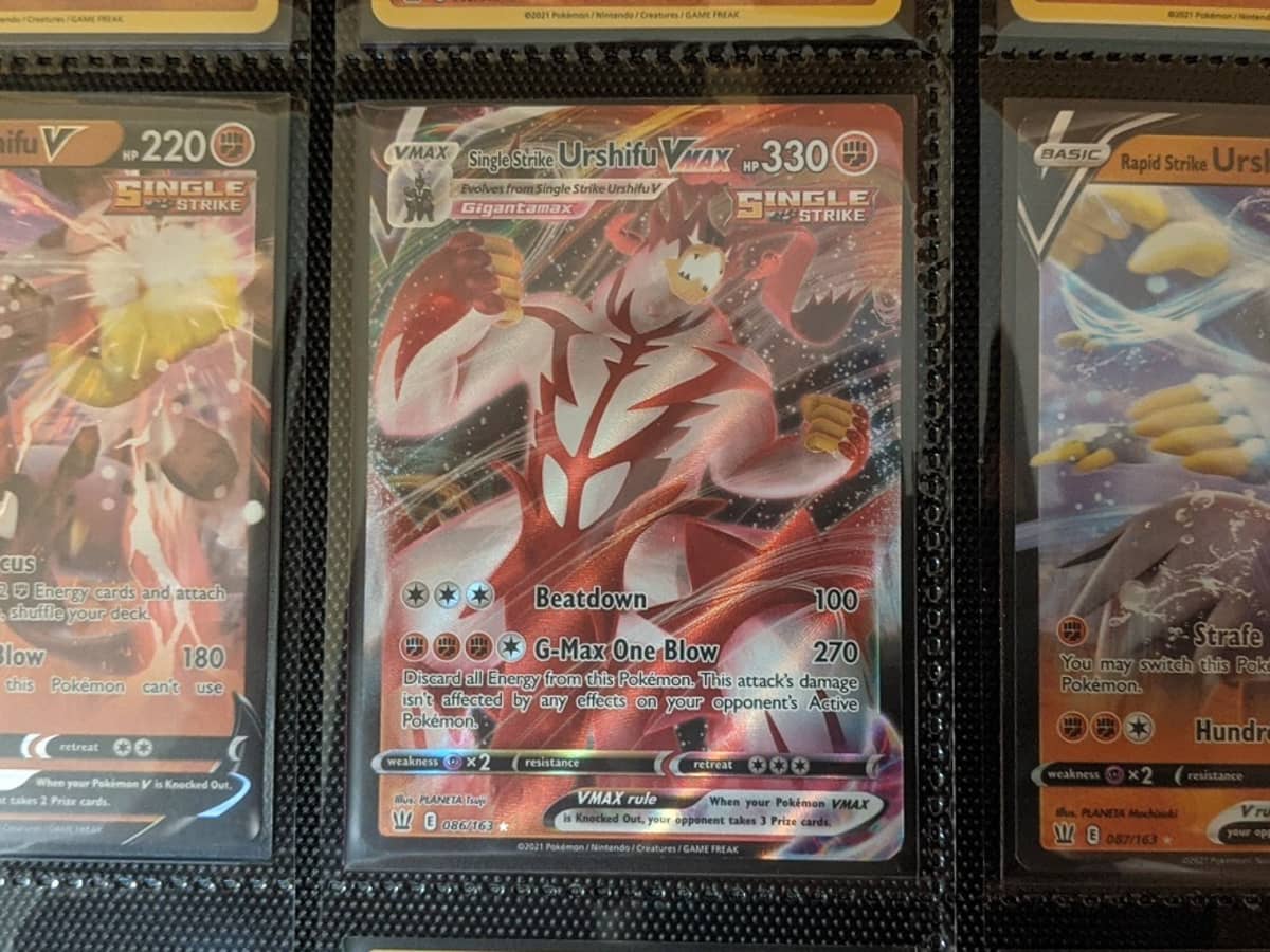 Pokemon Shining Fates Collection, Urshifu V Pokemon Card