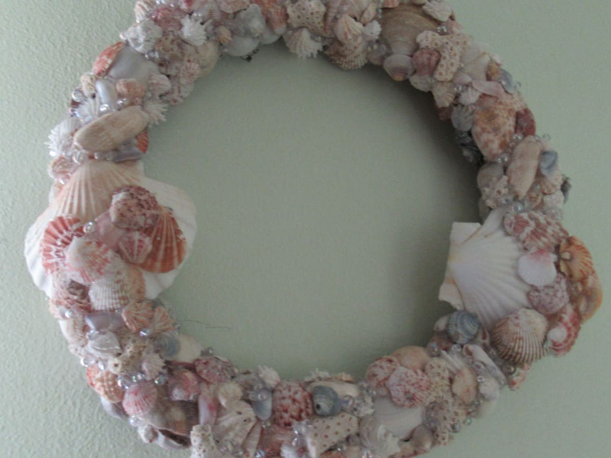 Shell Wreath Ideas and Tips - FeltMagnet