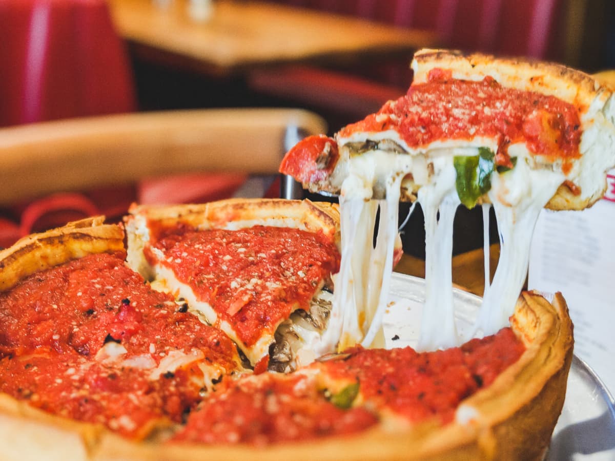 The 4 keys to make perfect CHICAGO DEEP DISH pizza every time 