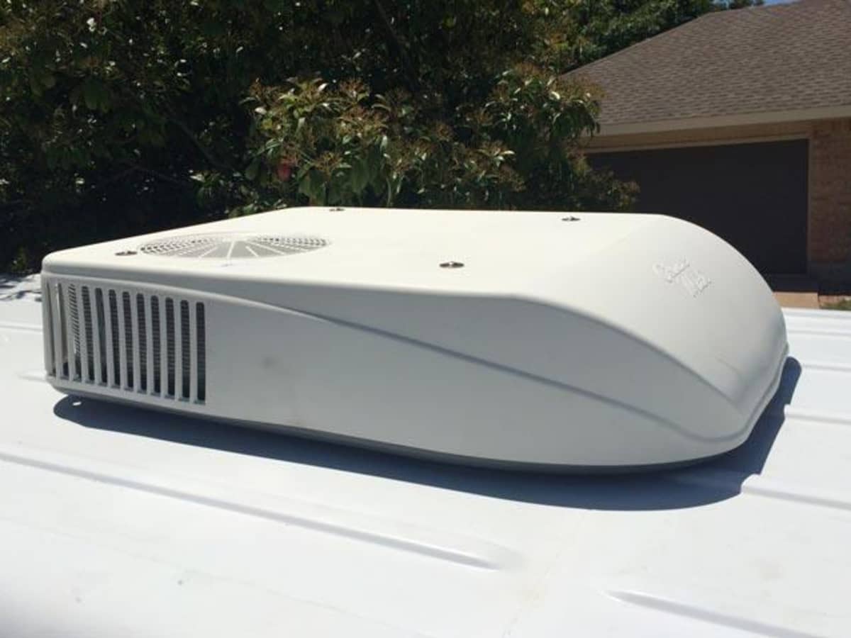rv roof mount ac and heater