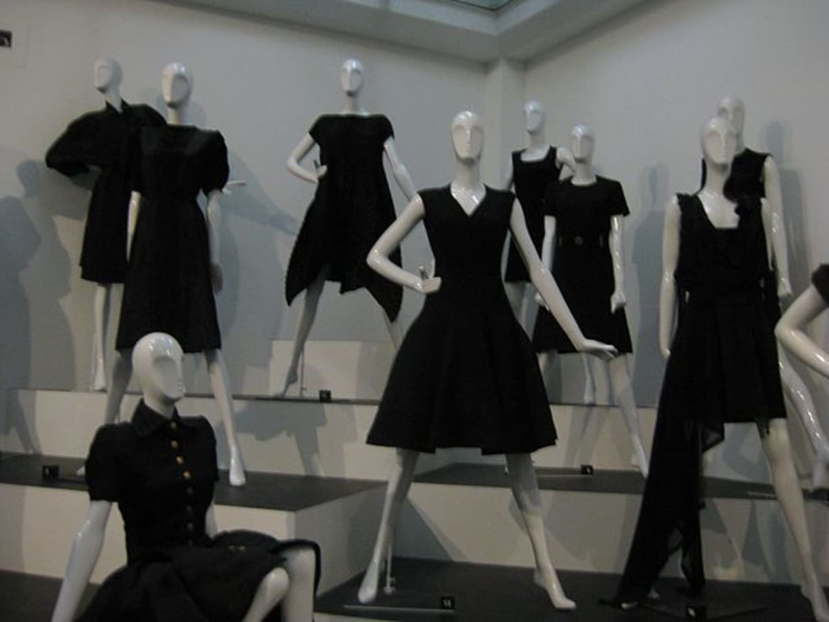 14 Iconic Little Black Dresses in Film - ReelRundown