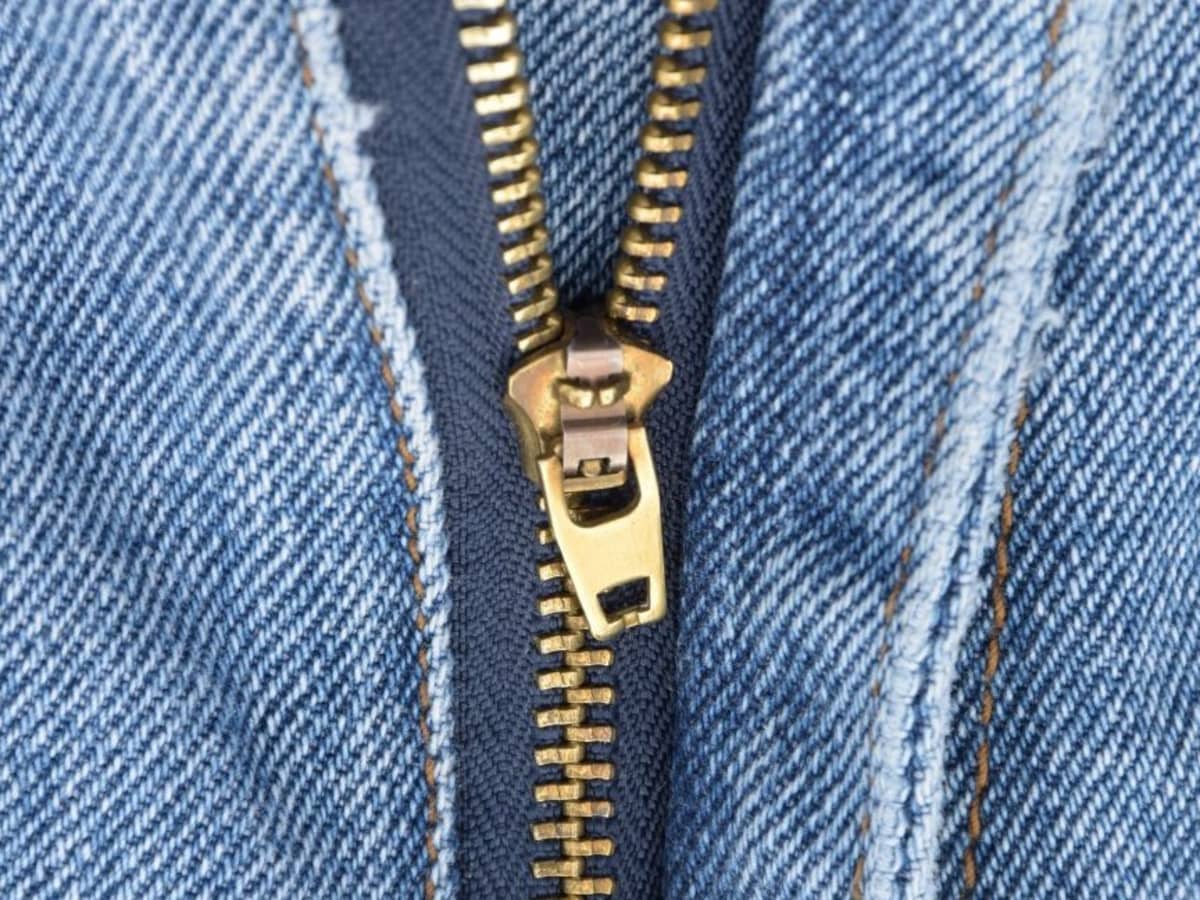 How to Fix a Zipper: 3 Things You Can Try (With Pictures) - Dengarden