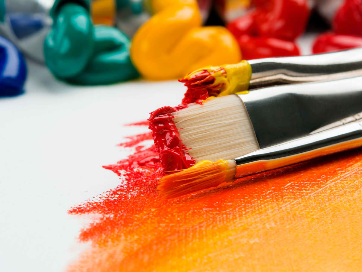 5 Liquids That Can Remove Dried Acrylic Paint From Surfaces