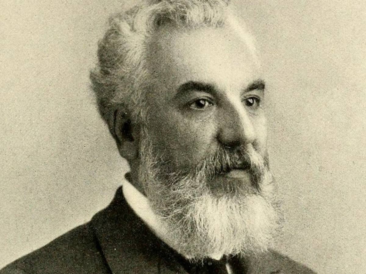 Interesting Facts about Alexander Graham Bell, Inventor