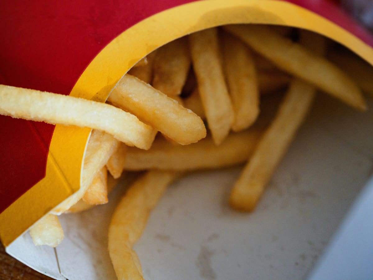 McDonald's using RFID chips in cups to limit your refills :  r/ABoringDystopia