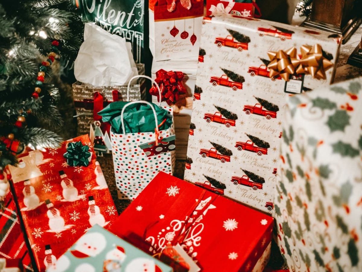 When is it to early to get up and open Christmas presents? – The