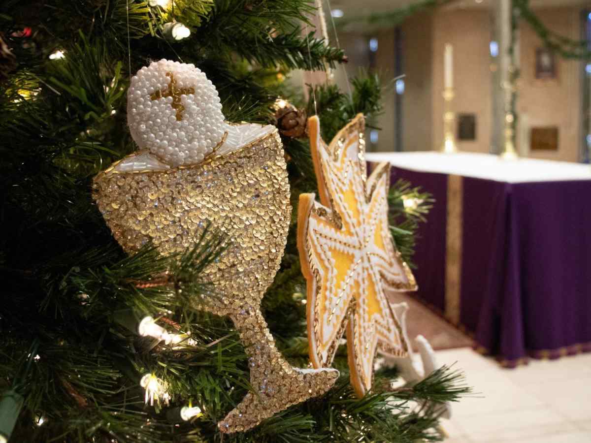 what-are-chrismon-ornaments-24-ornaments-and-their-meanings-hubpages for Free Printable Chrismon Patterns Pdf What Are Chrismon Ornaments? 24 Ornaments and Their Meanings - HubPages for Free Printable Chrismon Patterns Pdf