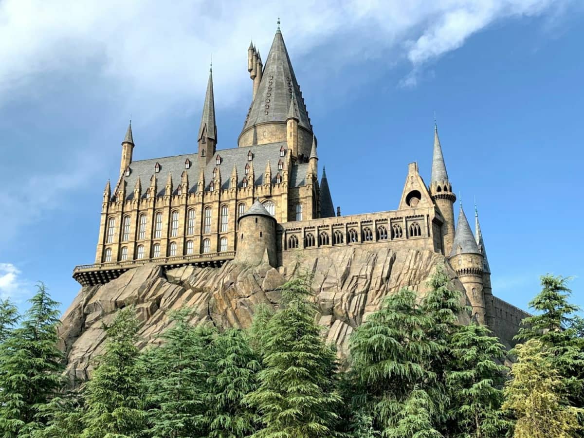 Is Harry Potter World Worth It? A List of Pros and Cons - WanderWisdom