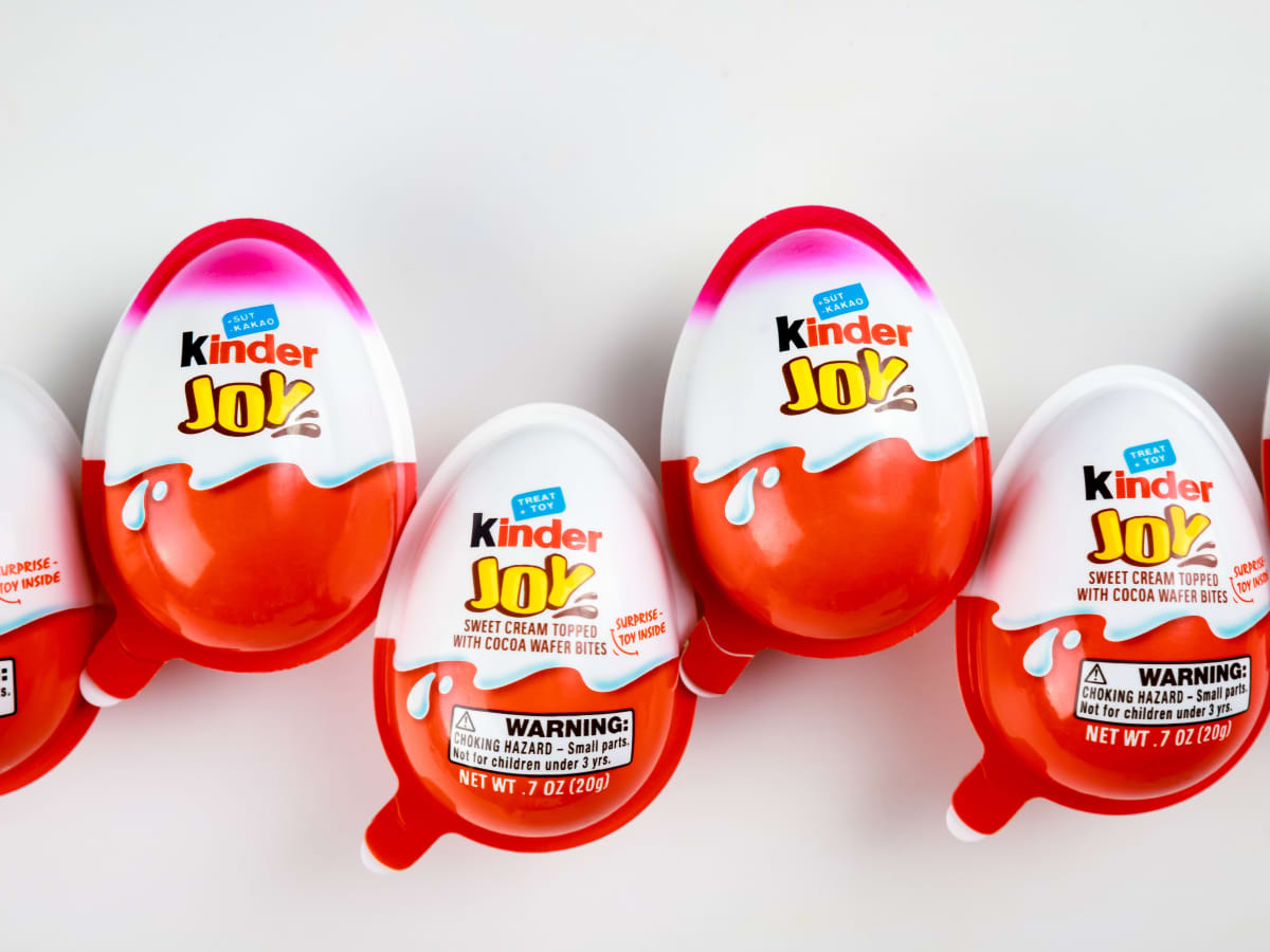 Kinder Joy Eggs, Harry Potter Funko Collection, Sweet Cream and Chocolatey  Wafers, 1 Egg 