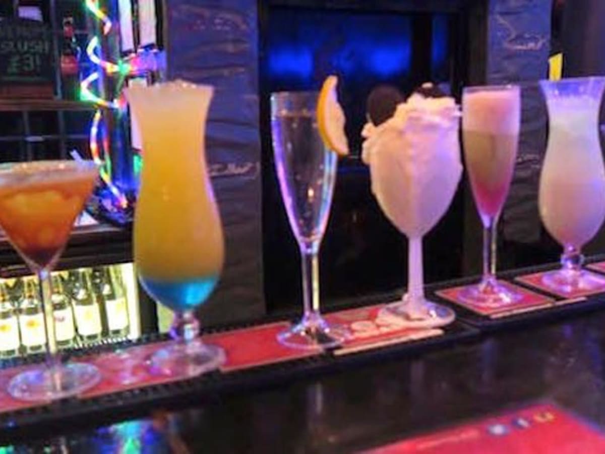 Disney Themed Drinks And Cocktails For Adults Delishably Food And Drink