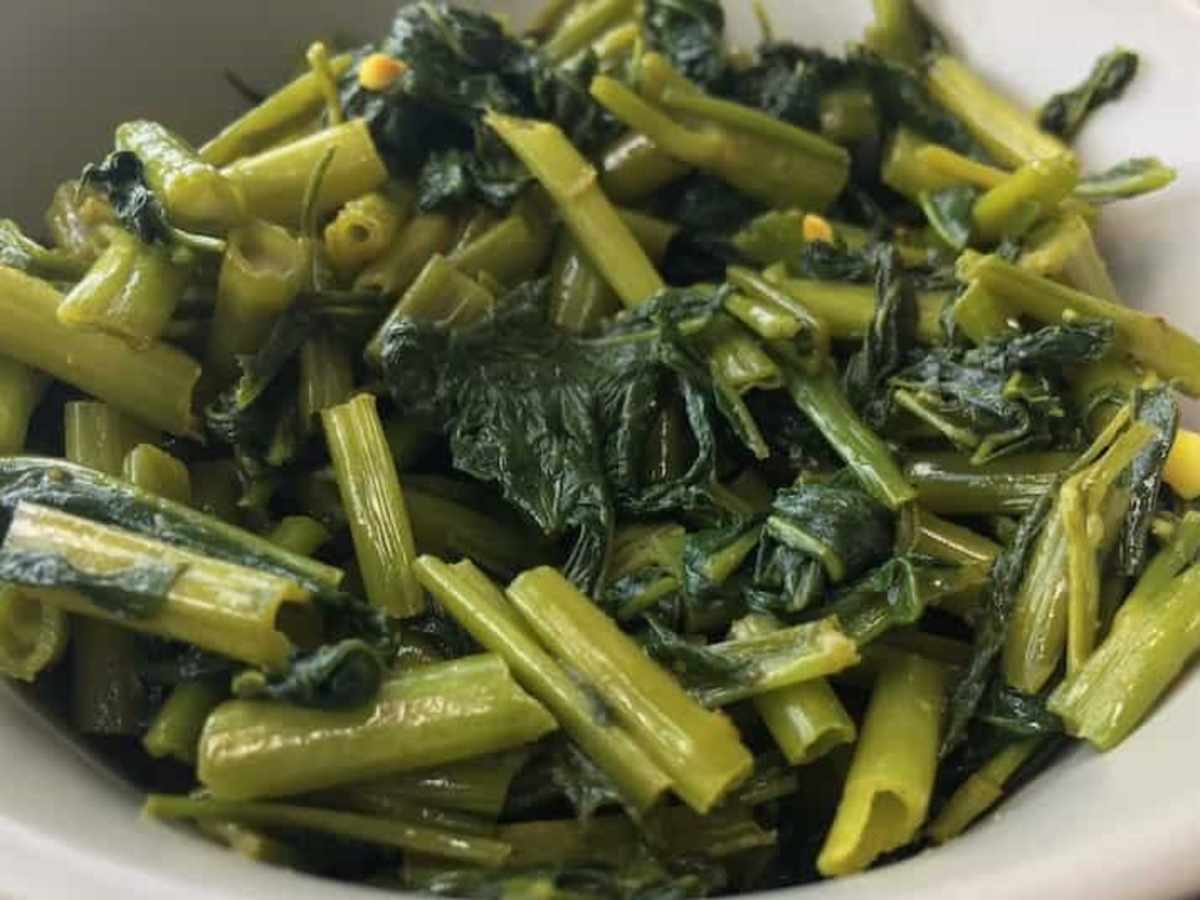 Filipino Style Blanched Kangkong Water Spinach Salad Delishably
