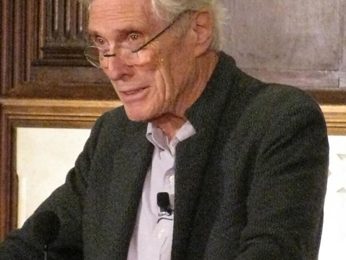 Analysis Of Poem Eating Poetry By Mark Strand Owlcation Education