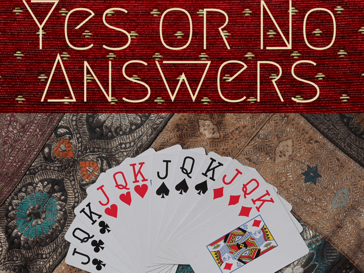 Tarot Playing Cards: Yes/No Answers -