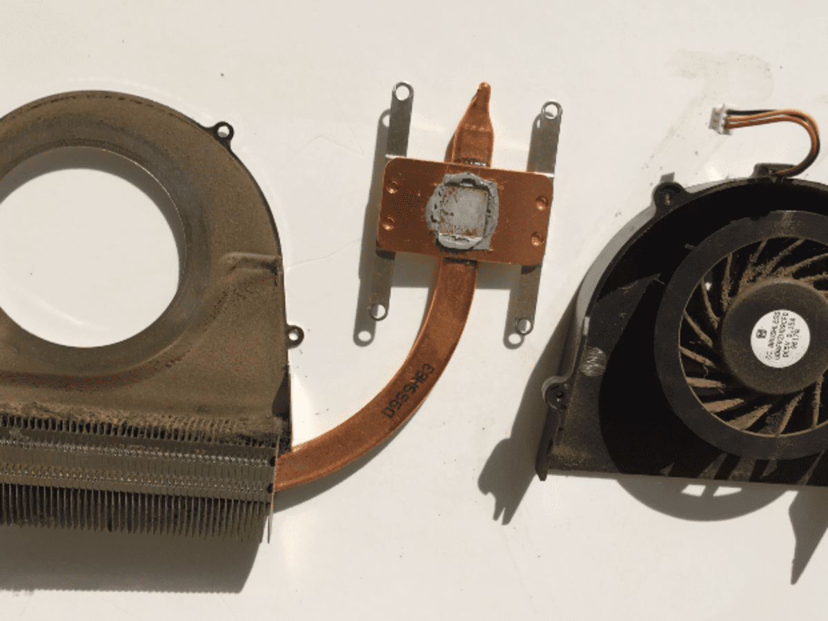 how to clean a macbook pro fan from dust