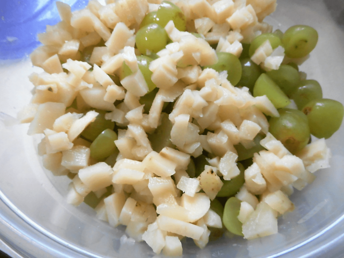 The Top 13 Favorites sliced water chestnuts cooked