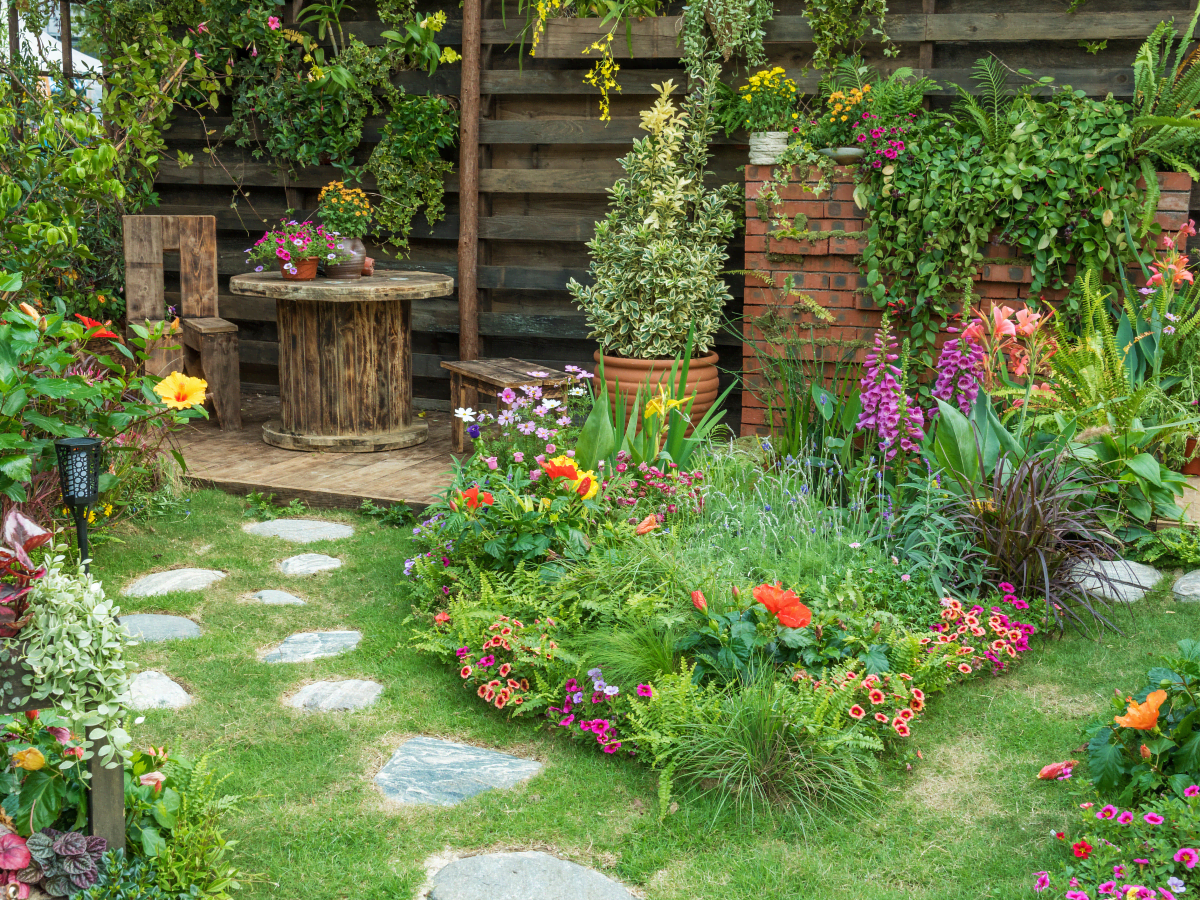 Amazing Tips To Start a Beautiful Garden at Home 
