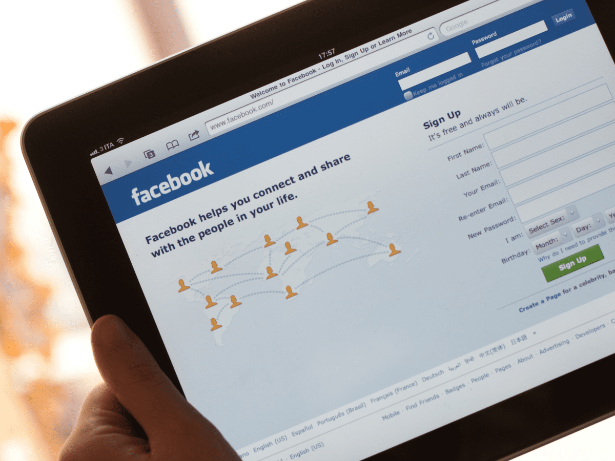 How to Find a Facebook Profile From Just a Picture - TurboFuture