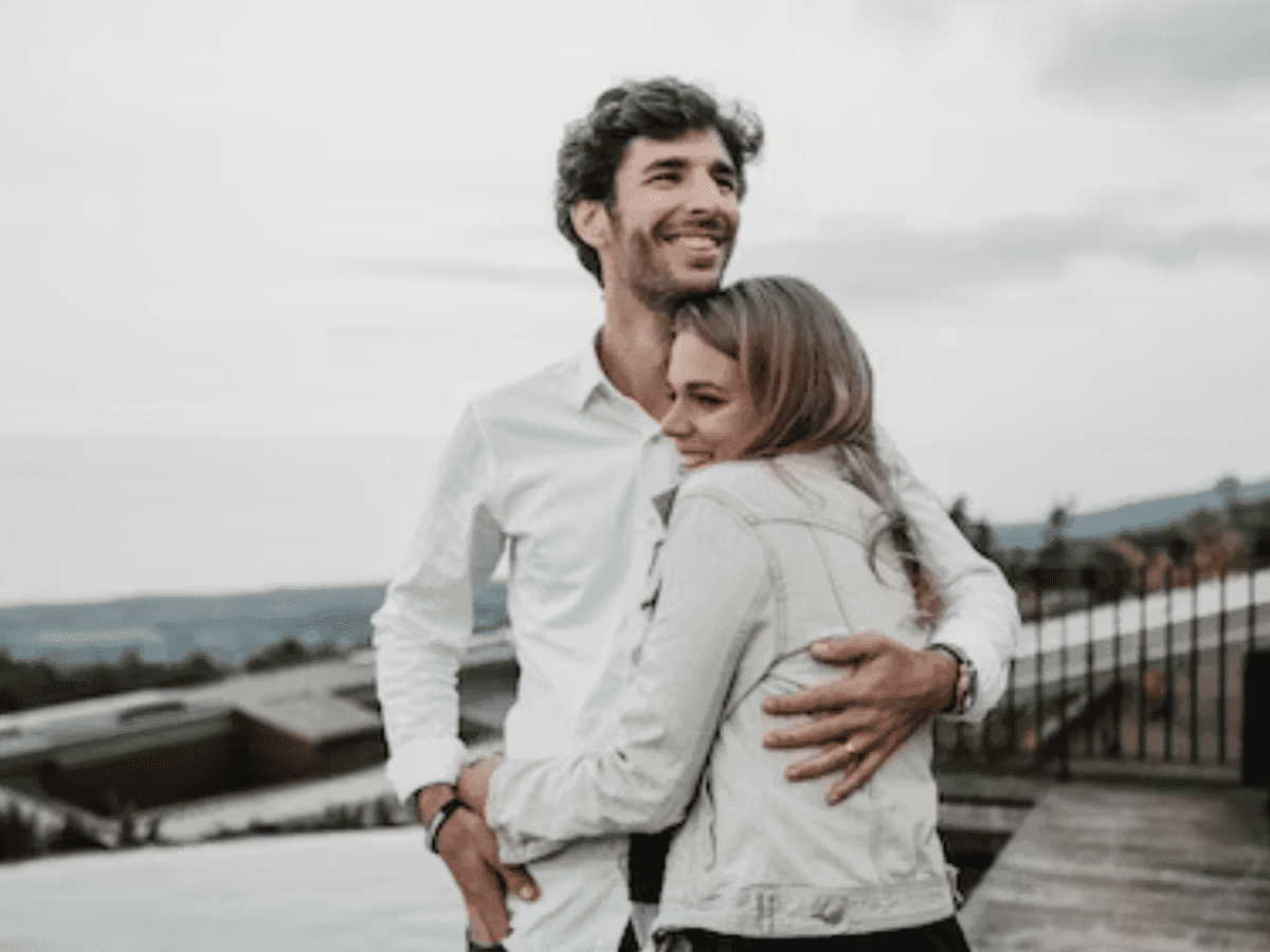 14 Ways to Flirt With Your Wife photo