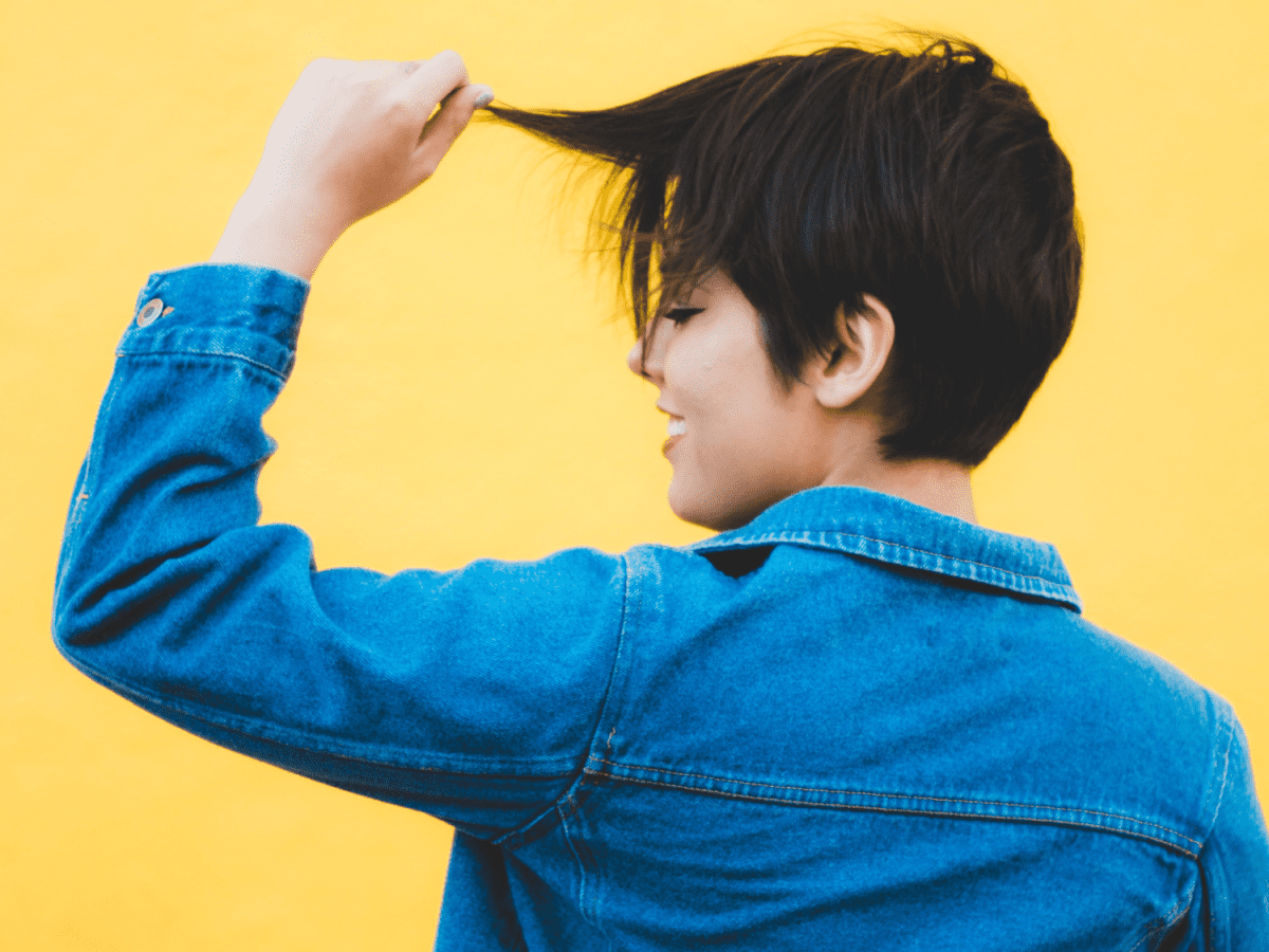 29 Trendsetting Androgynous Haircuts for the Modern Individual