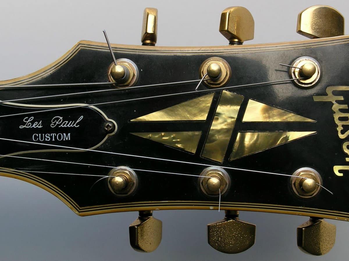 Gibson les Paul Custom headstock