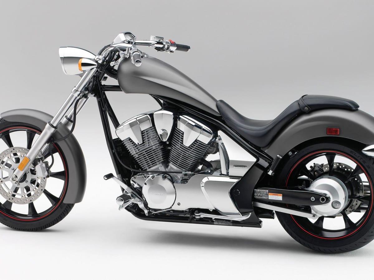 Honda Fury vs. Yamaha Raider: Perfection Meets Grotesquerie - HubPages