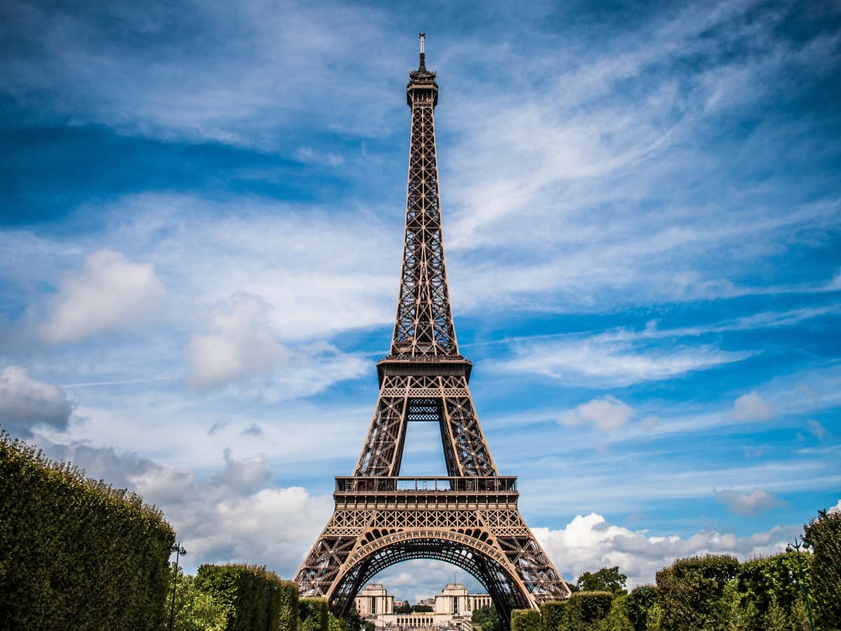 8 Most Famous Landmarks of the World (2023) - HubPages