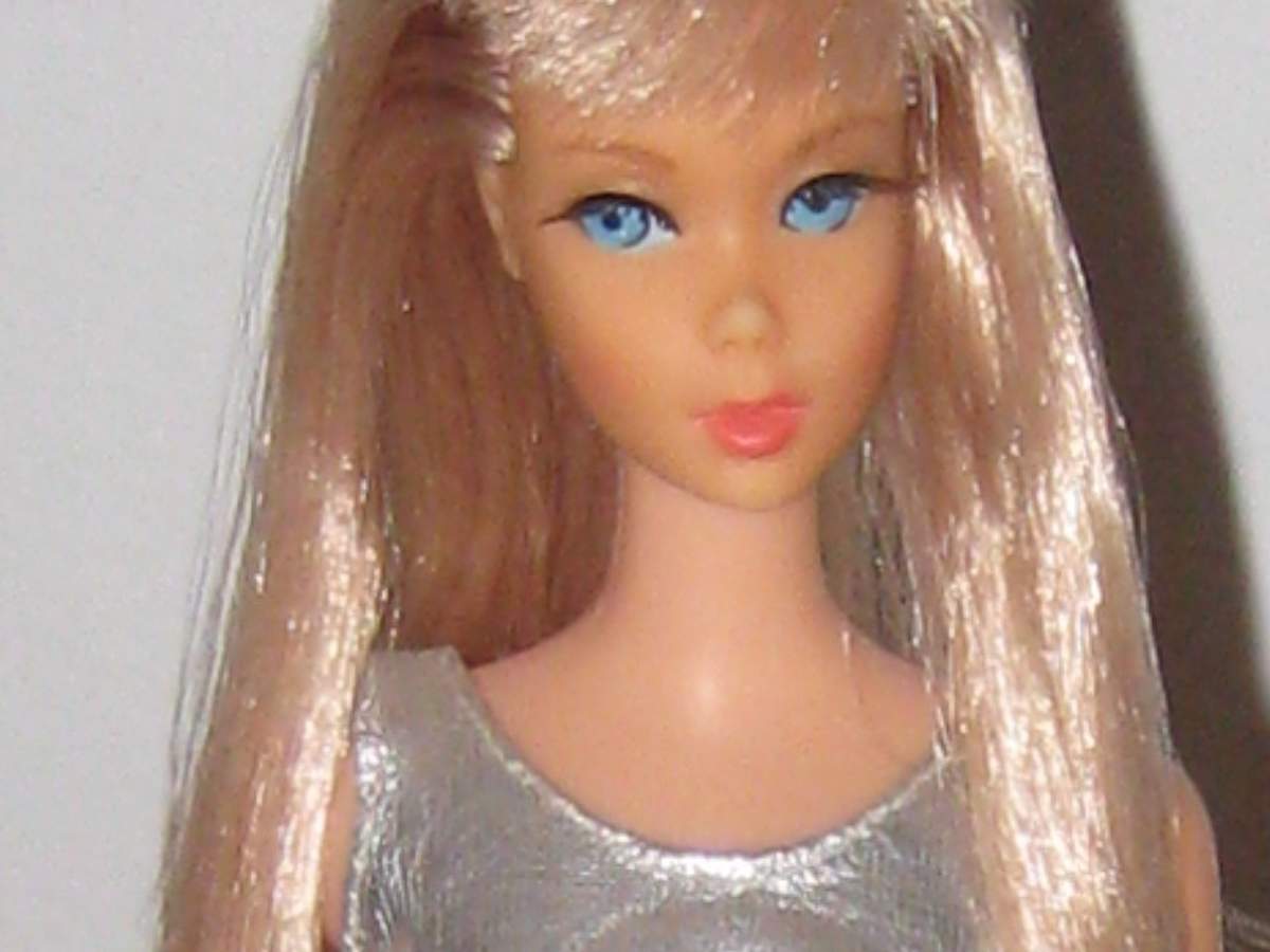 Barbie Doll's “Mod” Closet: 1969 - HubPages