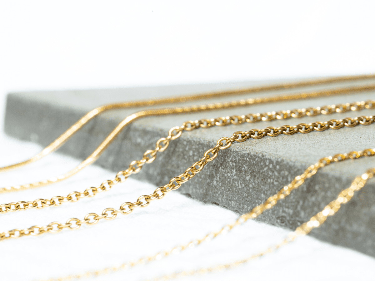 Types of gold deals chain necklace