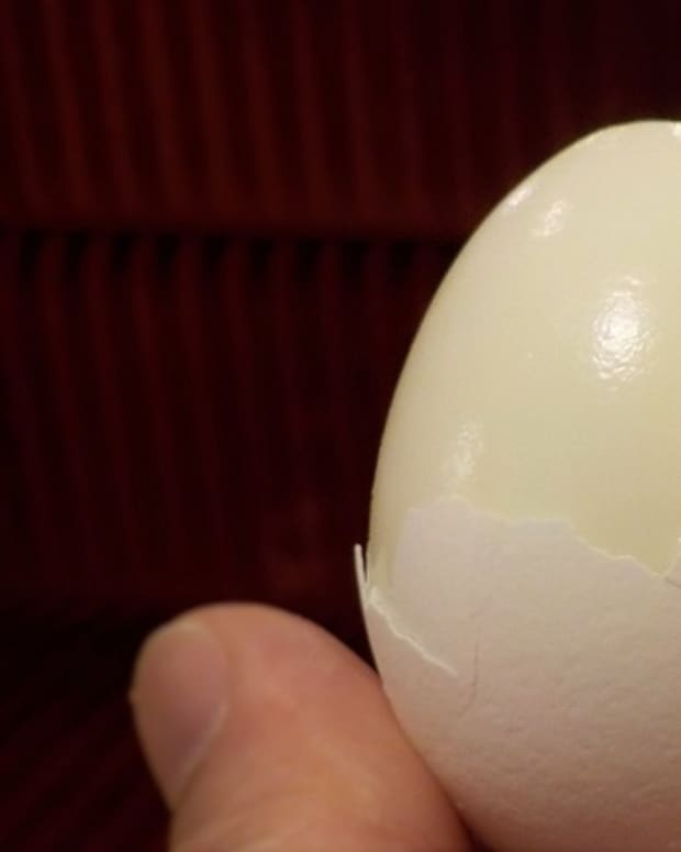 how-to-make-hard-boiled-eggs-that-are-easy-to-peel