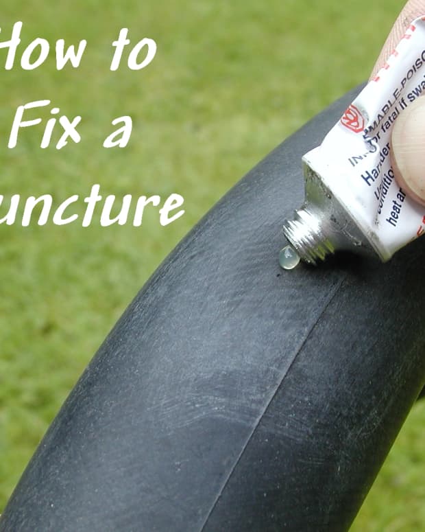 repairing-a-bicycle-puncture