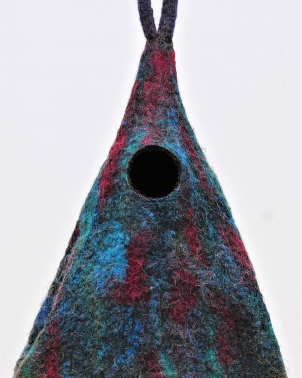 how-to-use-paverpol-textile-hardener-to-stiffen-a-felted-bird-pod