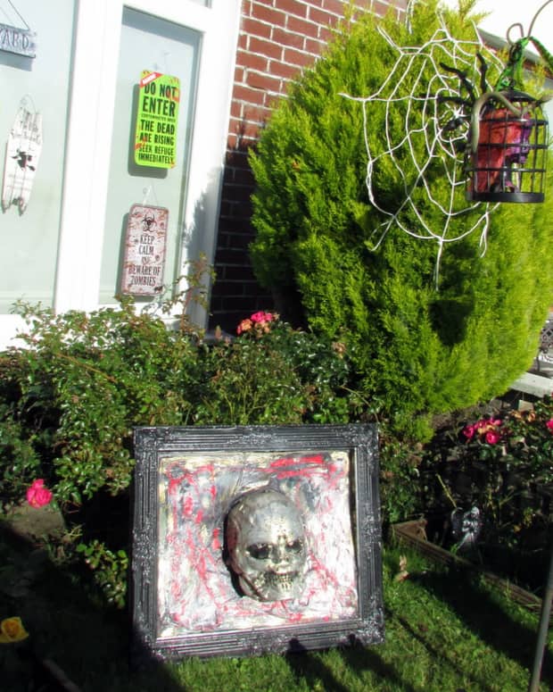 halloween-displays-decorations-scary-diy-3d-skull-on-a-picture-frame-make-your-own-yard-props-skulls-skeletons