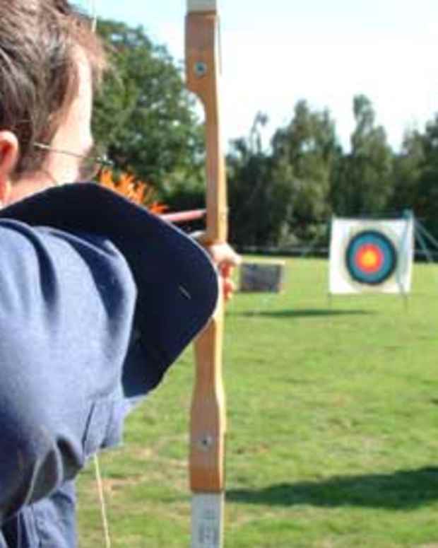 How to Get Started in Traditional Archery With a Lightweight Recurve