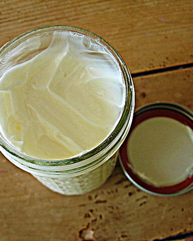 the-best-homemade-body-lotion