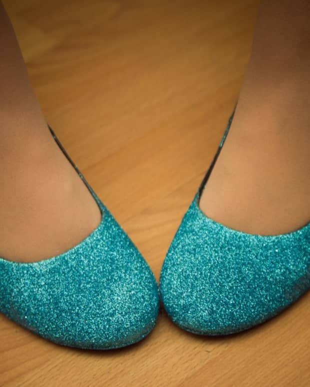 diy-glitter-shoes