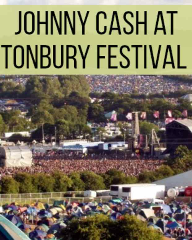 classic-concerts-johnny-cash-at-glastonbury-festival-1994