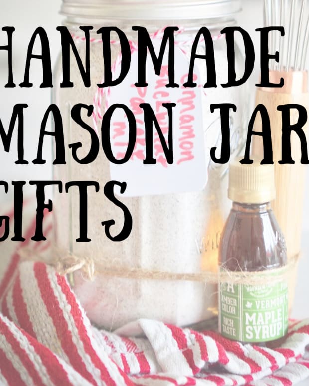 frugal-handmade-gift-ideas-gifts-in-a-jar