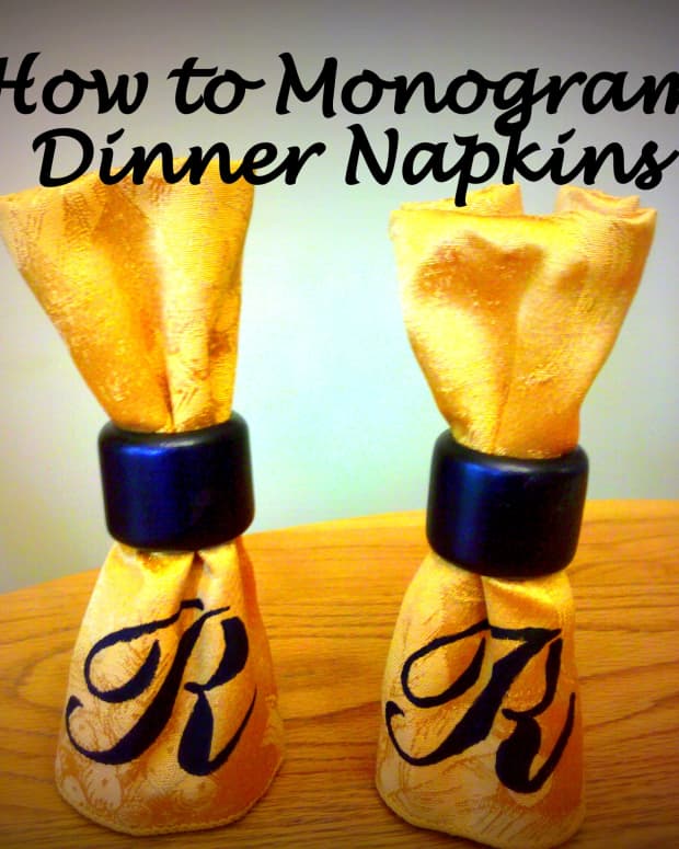 diy-home-decor-how-to-monogram-dinner-napkins