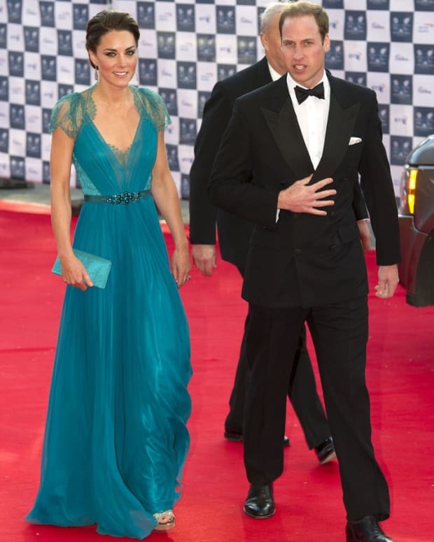 kate-middleton-in-teal-colored-jenny-packham-dress-and-jimmy-choo-shoes-is-this-the-best-kate-middleton-dress-ever