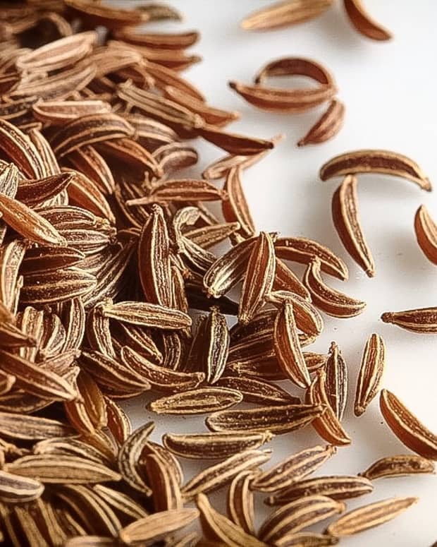 four-good-ways-to-add-flavorful-caraway-seeds-to-a-healthy-diet