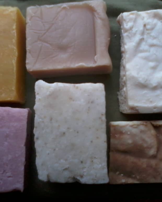 natural-soap-colorants-how-to-color-your-home-made-soap-naturally