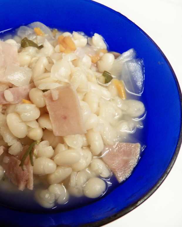 How to Quick Cook White Beans Without Soaking Delishably