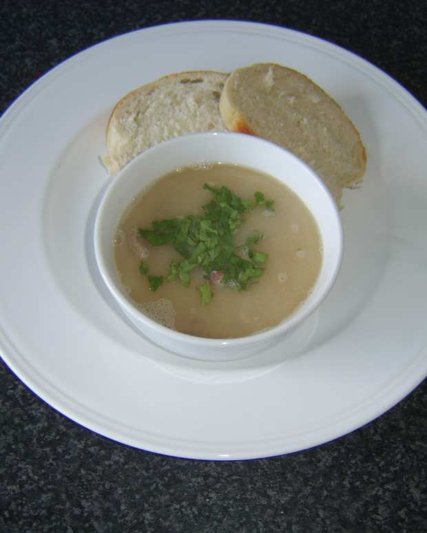 Navy Bean Ham Soup Recipe - Delishably