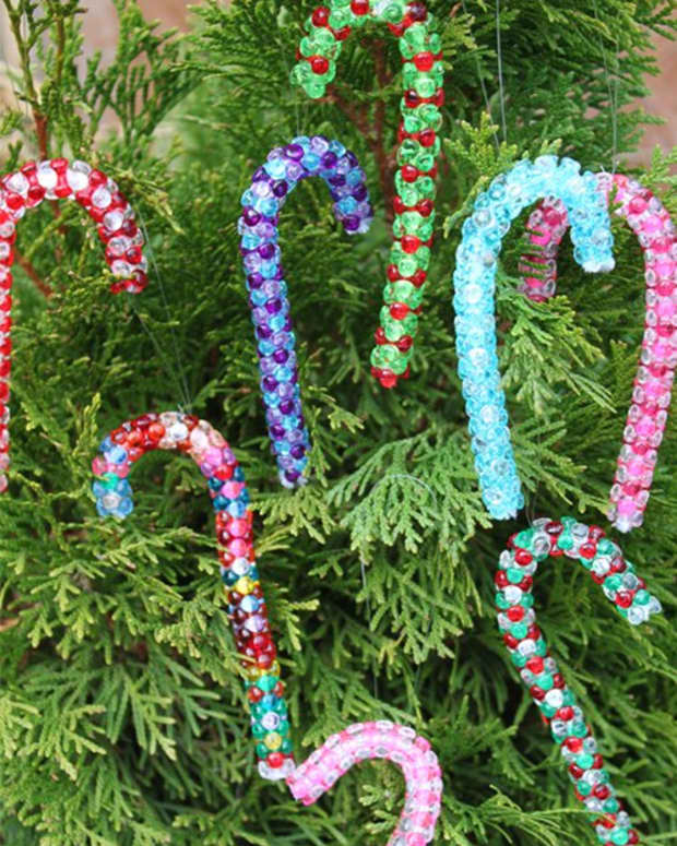 candy-cane-crafts-a-sweet-beaded-ornament