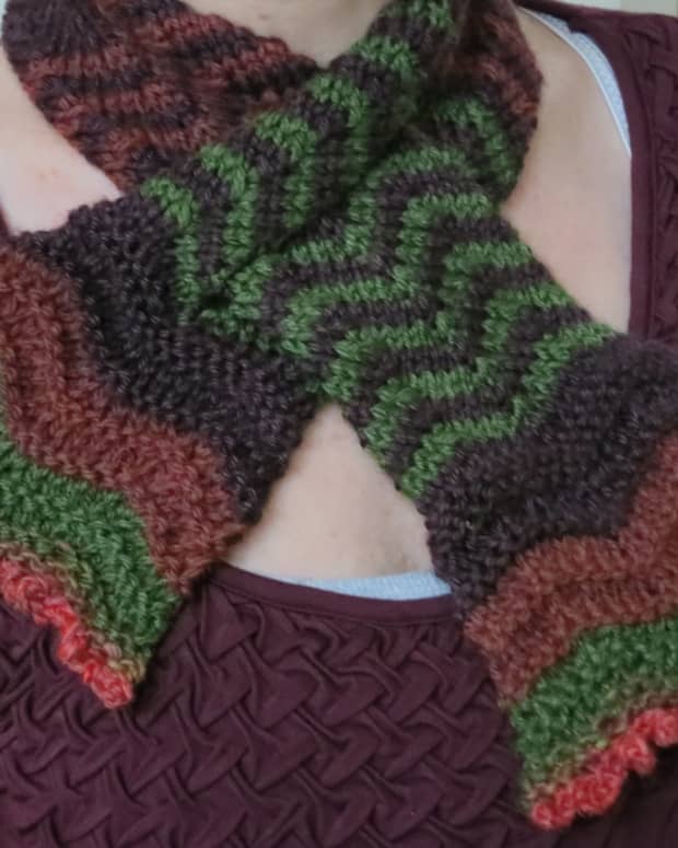 free-knitting-pattern-blooming-colors-scarflet