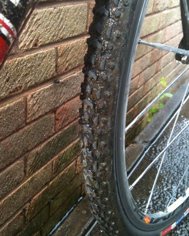 a-review-of-the-challenge-grifo-pro-cyclocross-tire