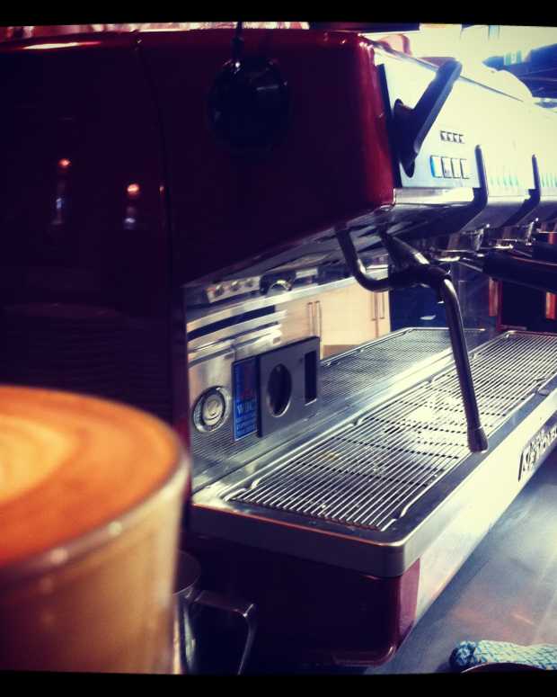 How to Make Perfect Stovetop Espresso Coffee With a Bialetti Moka Pot