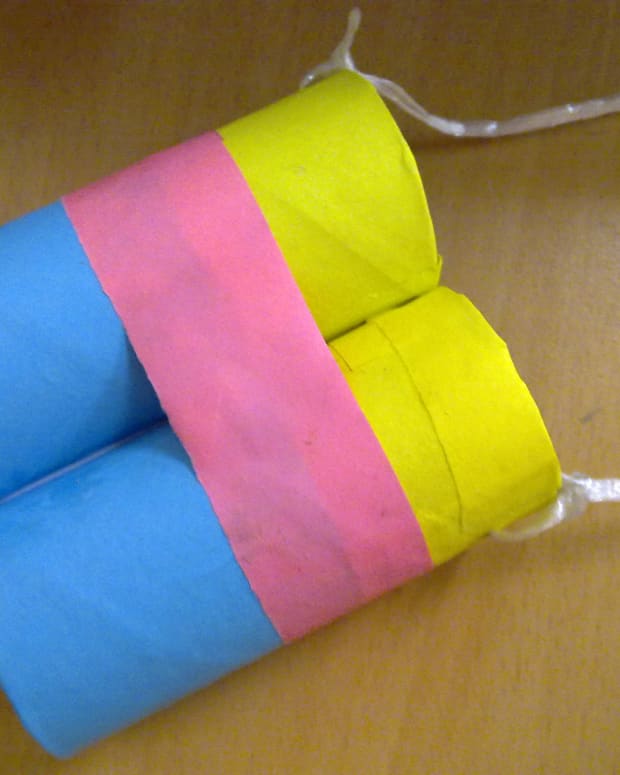 earth-day-crafts-toilet-paper-roll-binoculars-craft-for-kids