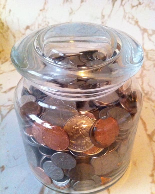how-to-collect-your-spare-change-for-extra-money