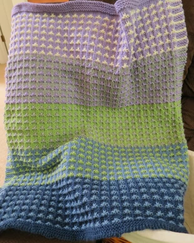 free-knitting-pattern-color-field-baby-blanket
